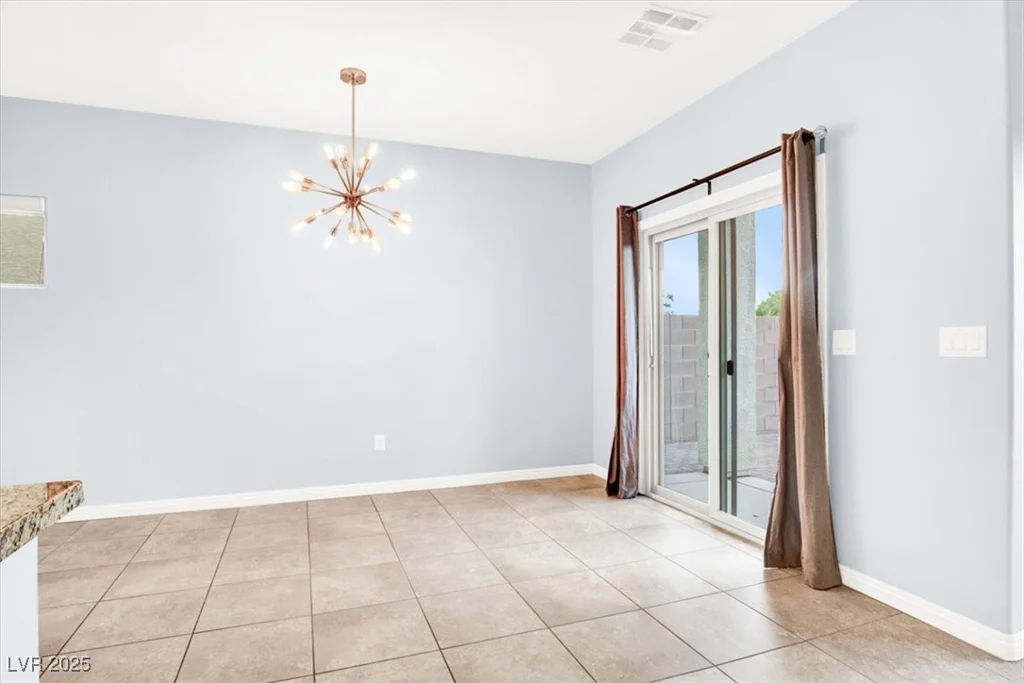 3712 Gilmore Creek, Las Vegas, NV 89129