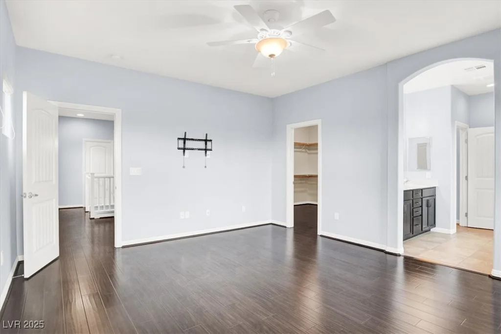 3712 Gilmore Creek, Las Vegas, NV 89129
