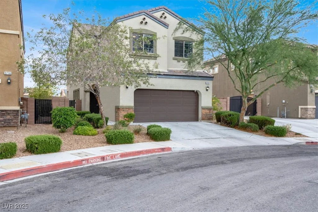 3712 Gilmore Creek, Las Vegas, NV 89129