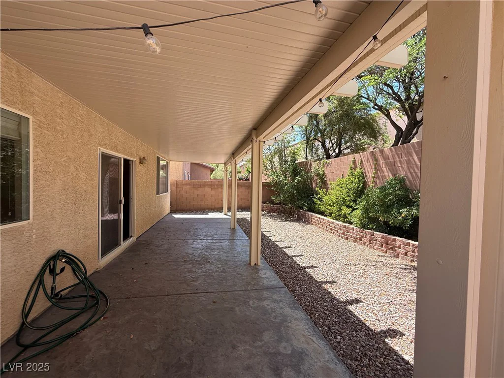 8708 Gateway Glen, Las Vegas, NV 89178