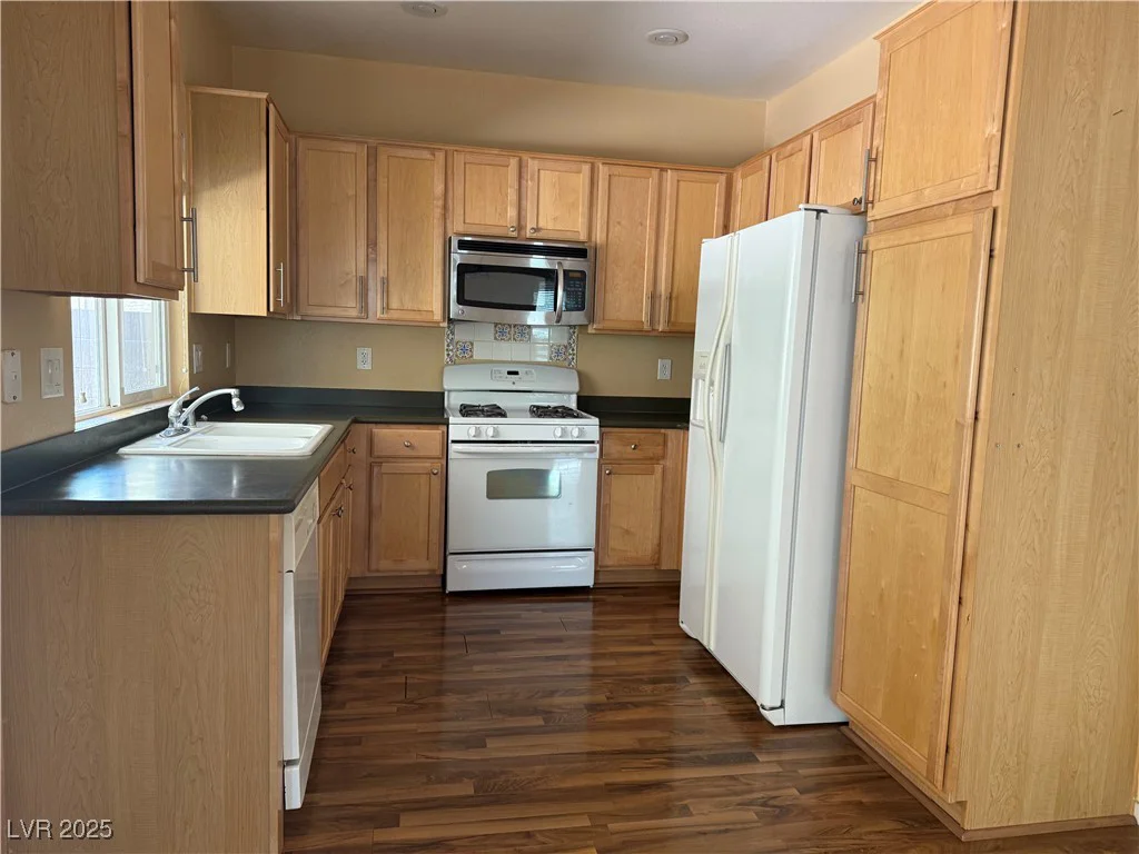 8708 Gateway Glen, Las Vegas, NV 89178