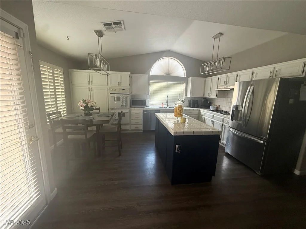 9036 Cotton Rose, Las Vegas, NV 89134