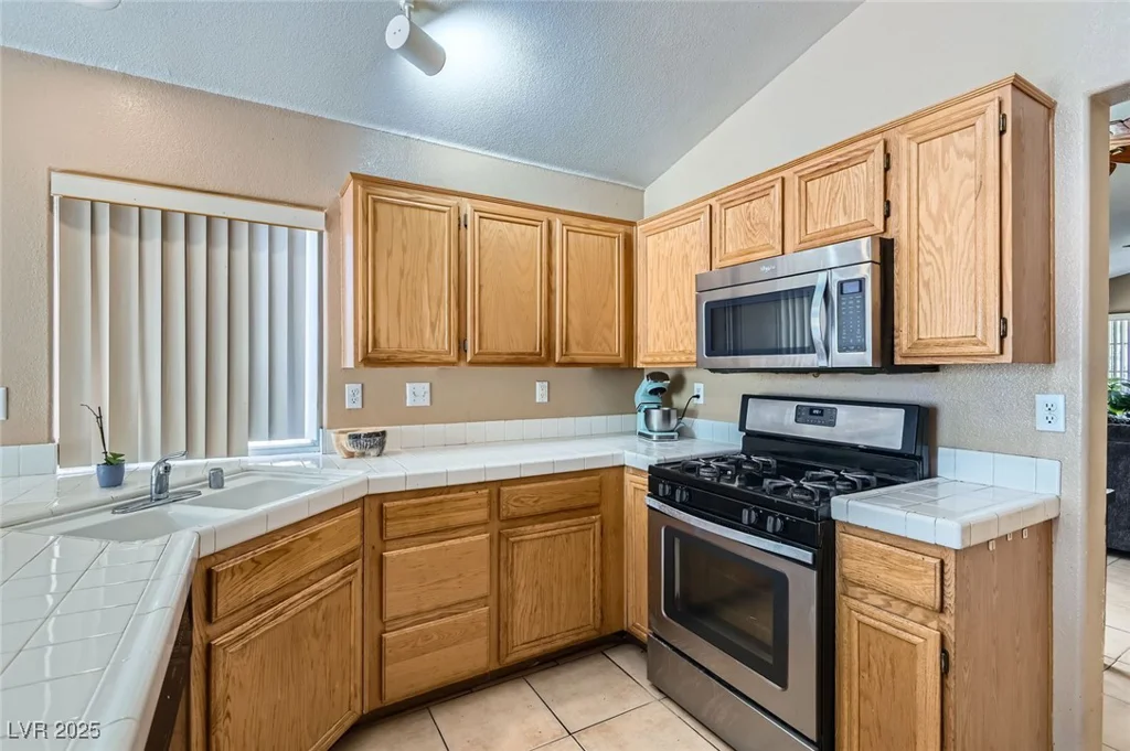 8242 Tribute, Las Vegas, NV 89147