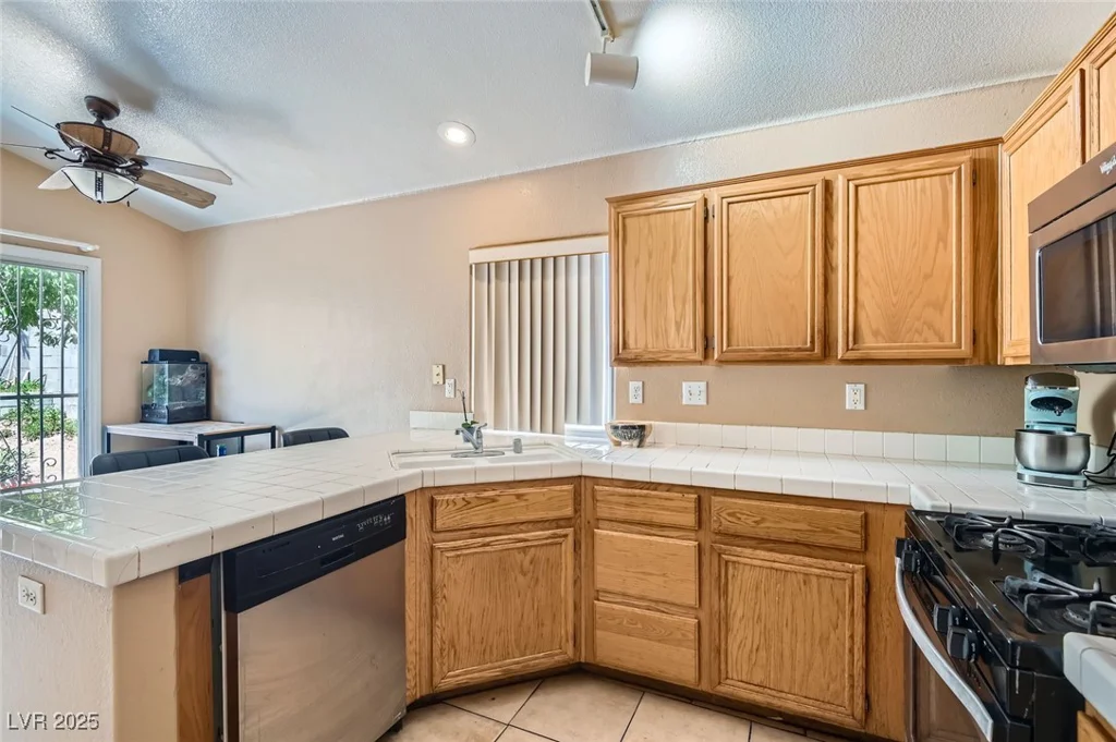 8242 Tribute, Las Vegas, NV 89147