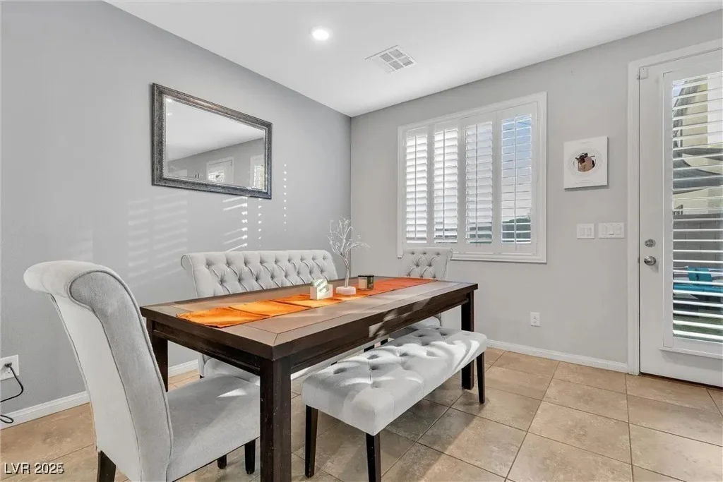 9208 Park, Las Vegas, NV 89178