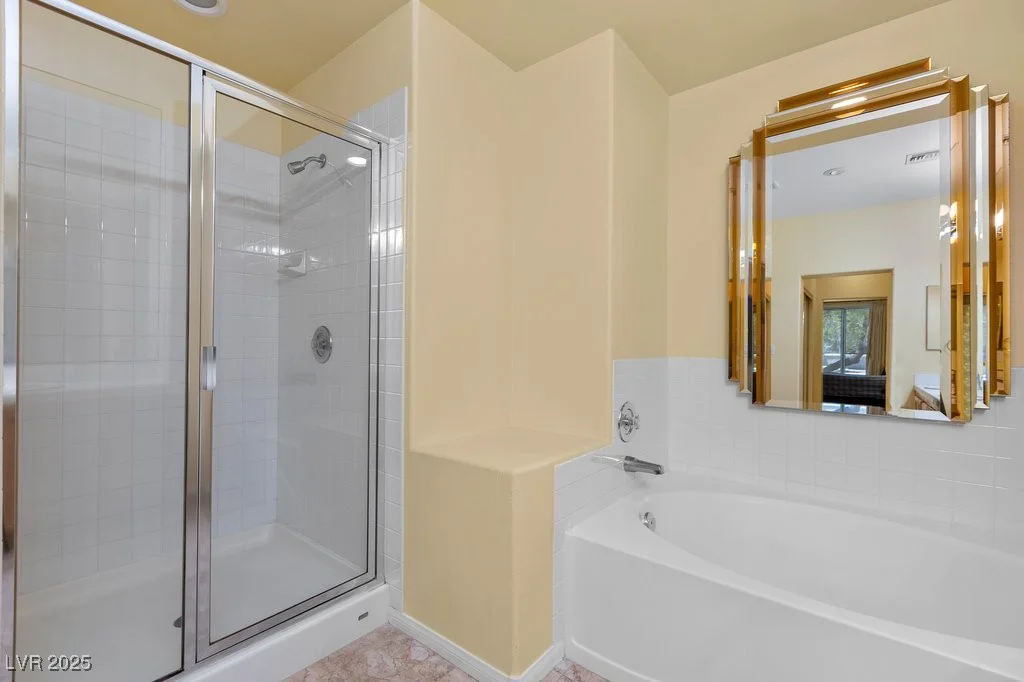 2033 Summer Spruce, Las Vegas, NV 89134