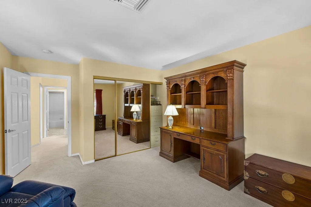 2033 Summer Spruce, Las Vegas, NV 89134