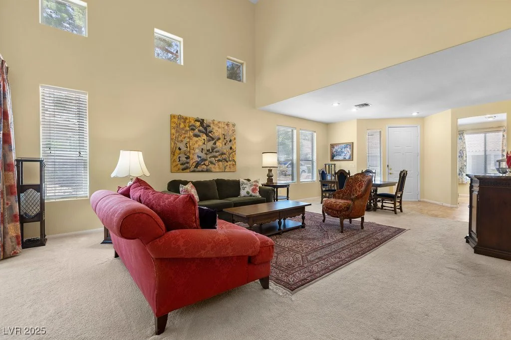 2033 Summer Spruce, Las Vegas, NV 89134