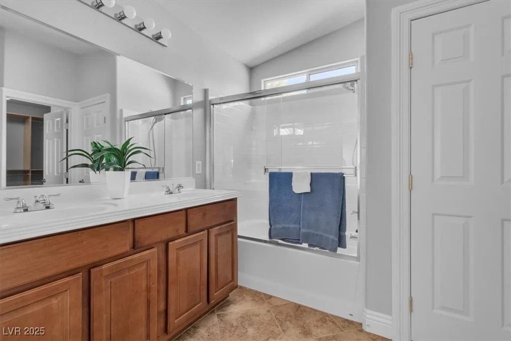 2271 Smokey Sky, Henderson, NV 89052