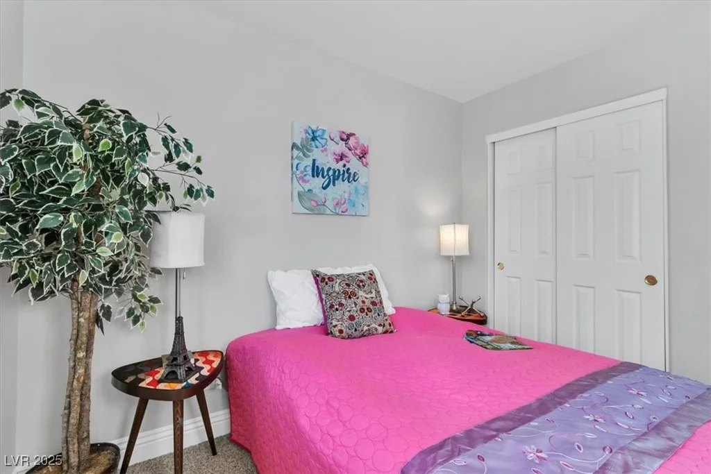 2271 Smokey Sky, Henderson, NV 89052