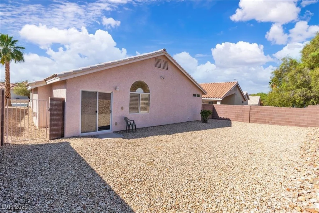 2271 Smokey Sky, Henderson, NV 89052