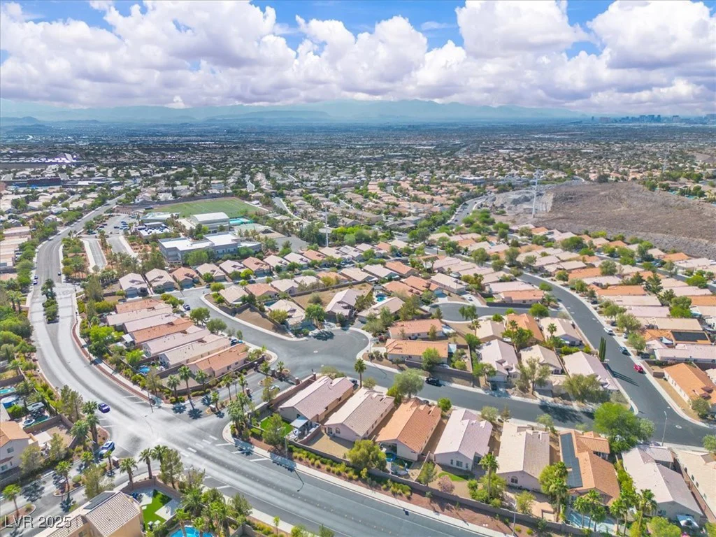 2271 Smokey Sky, Henderson, NV 89052