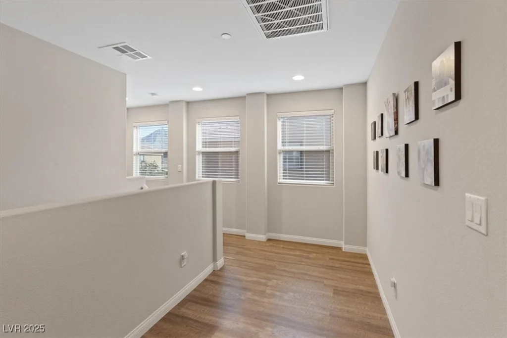 1266 Smokey Valley, Henderson, NV 89002
