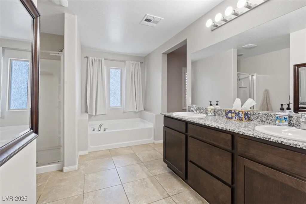 1266 Smokey Valley, Henderson, NV 89002