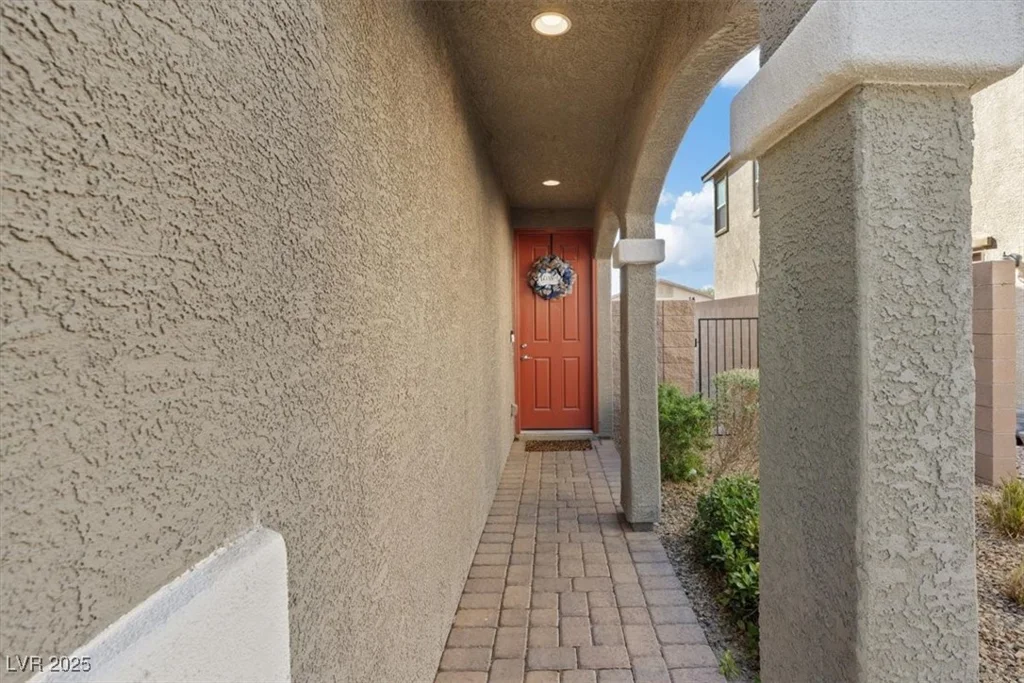 1266 Smokey Valley, Henderson, NV 89002