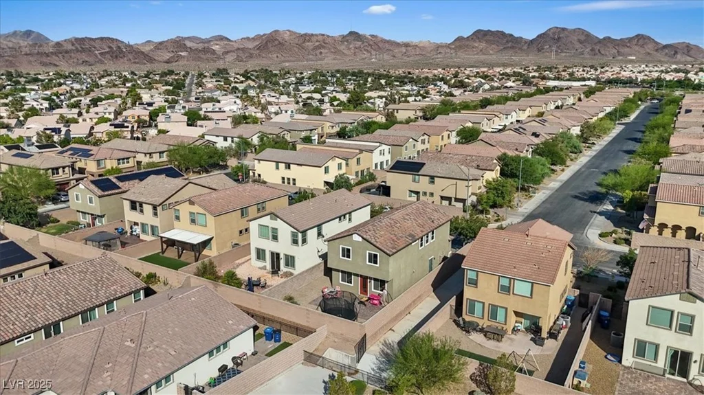 1266 Smokey Valley, Henderson, NV 89002