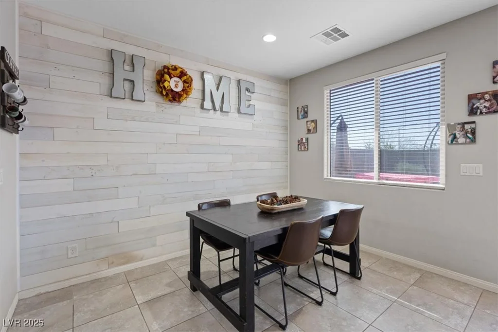 1266 Smokey Valley, Henderson, NV 89002