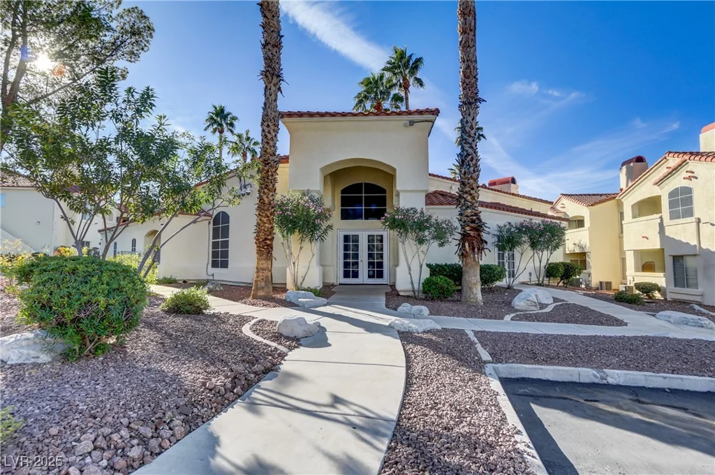 698 Racetrack, Henderson, NV 89015