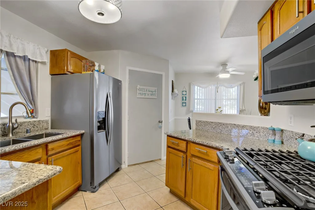 698 Racetrack, Henderson, NV 89015
