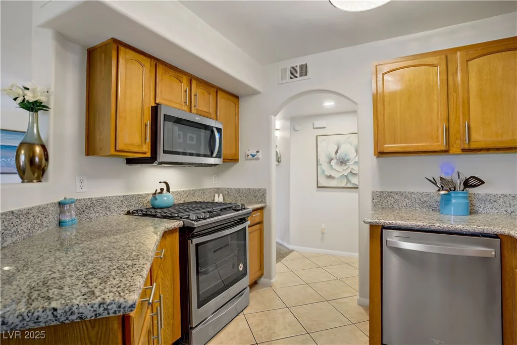698 Racetrack, Henderson, NV 89015