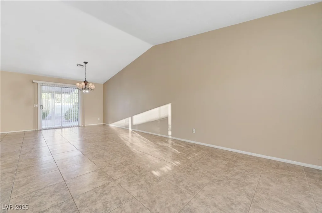 4704 Wild Oak, North Las Vegas, NV 89031