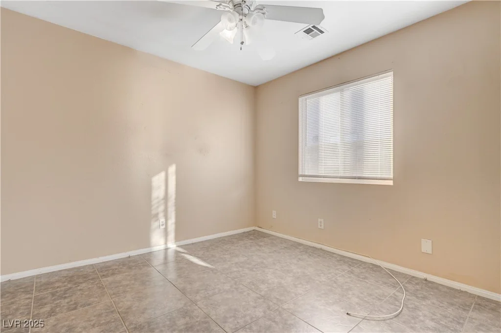 4704 Wild Oak, North Las Vegas, NV 89031