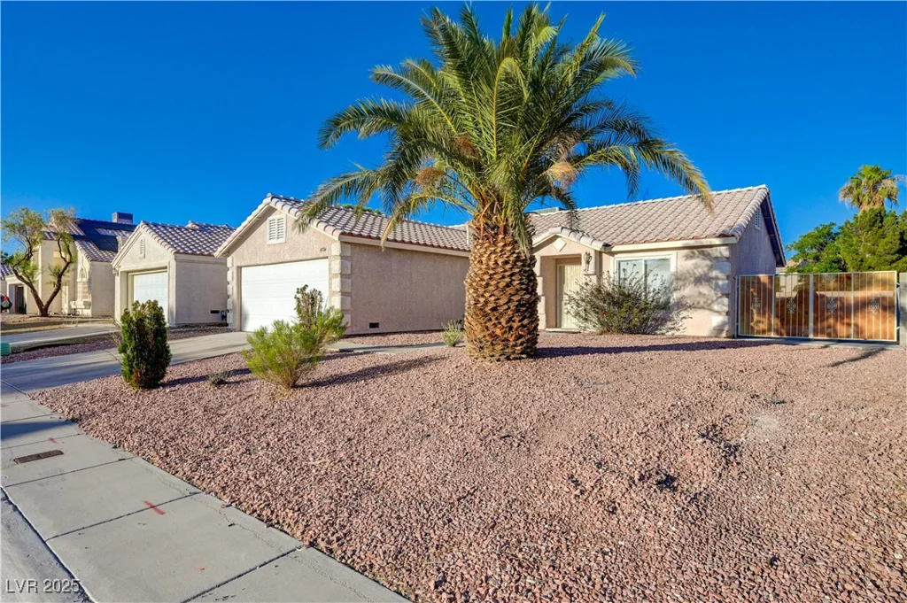 4704 Wild Oak, North Las Vegas, NV 89031