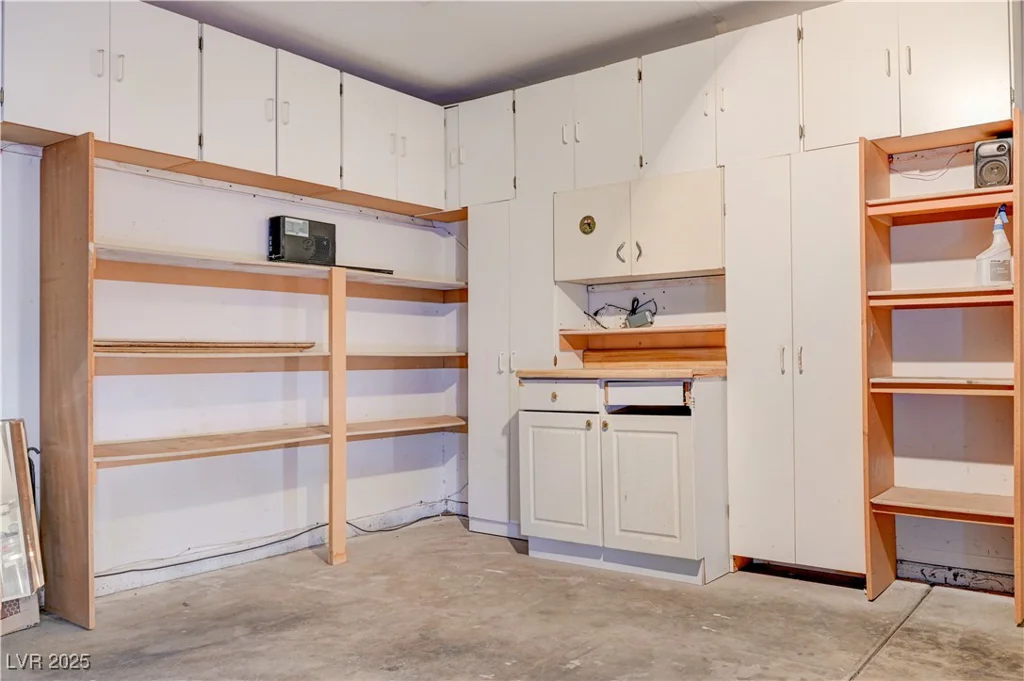 4704 Wild Oak, North Las Vegas, NV 89031