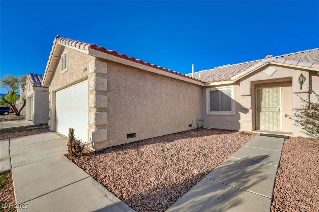 4704 Wild Oak, North Las Vegas, NV 89031