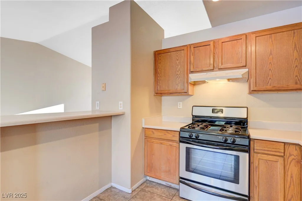 4704 Wild Oak, North Las Vegas, NV 89031