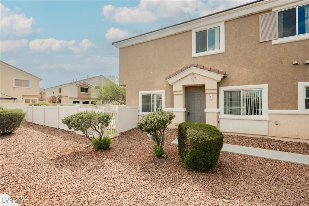 3312 Speckle Summer, North Las Vegas, NV 89084