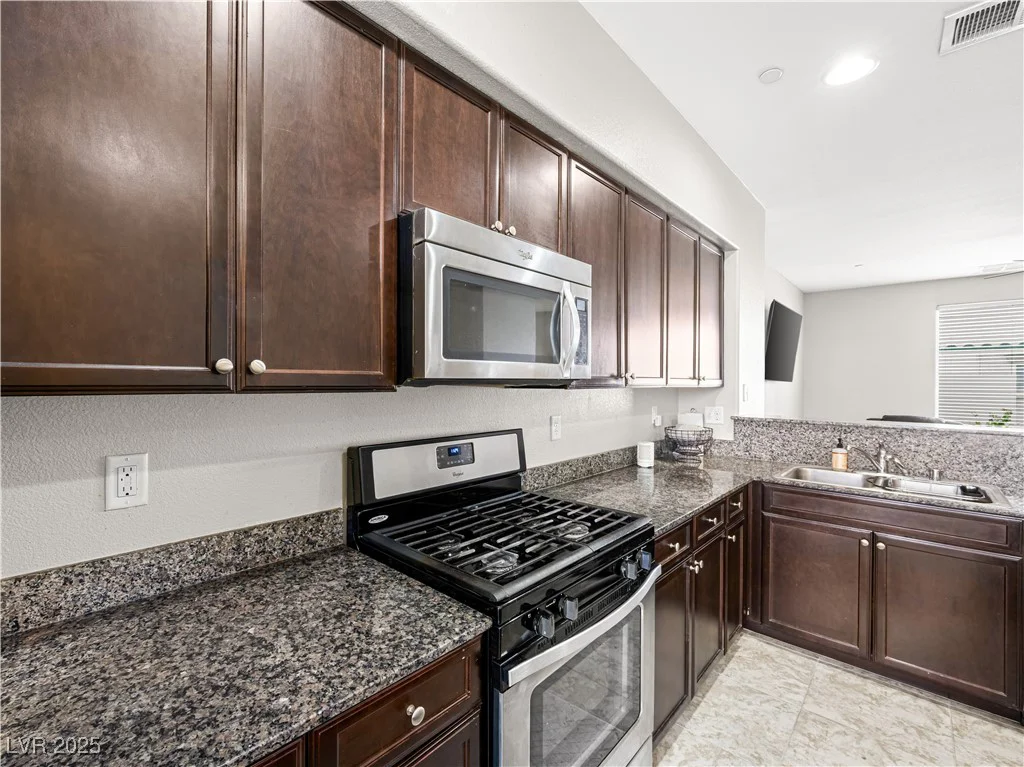 4563 Townwall, Las Vegas, NV 89115