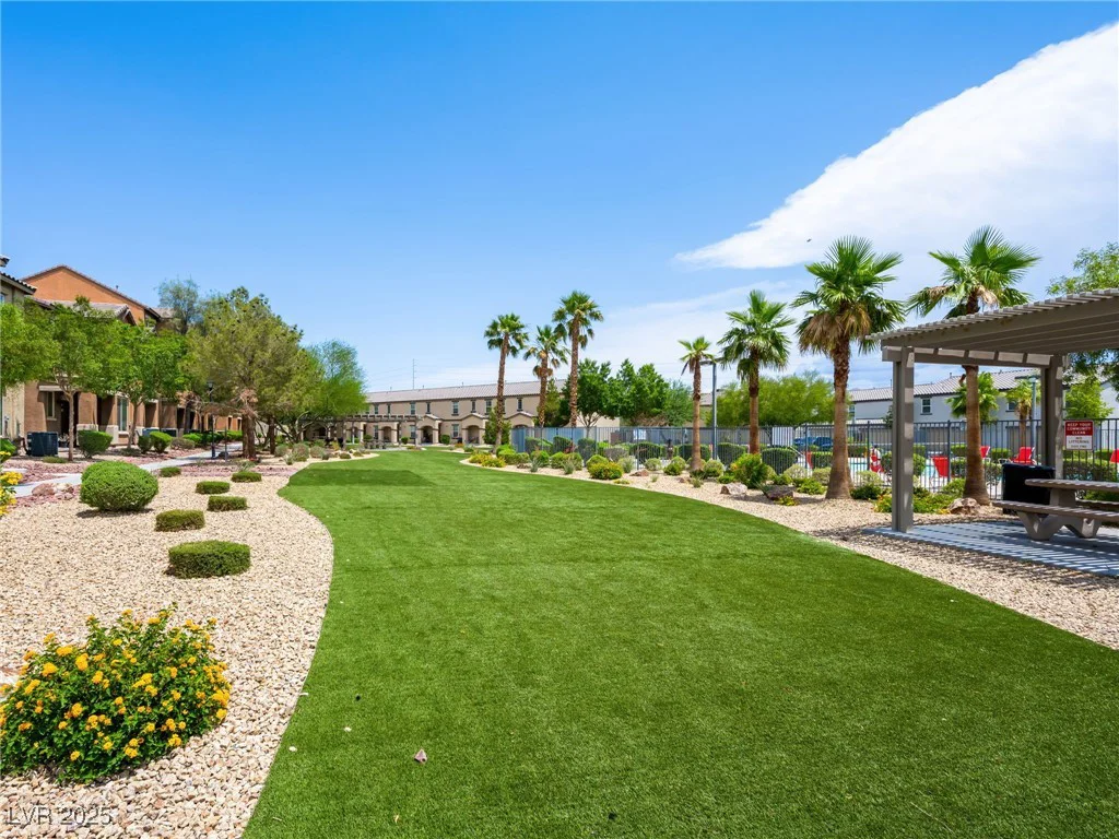 4563 Townwall, Las Vegas, NV 89115