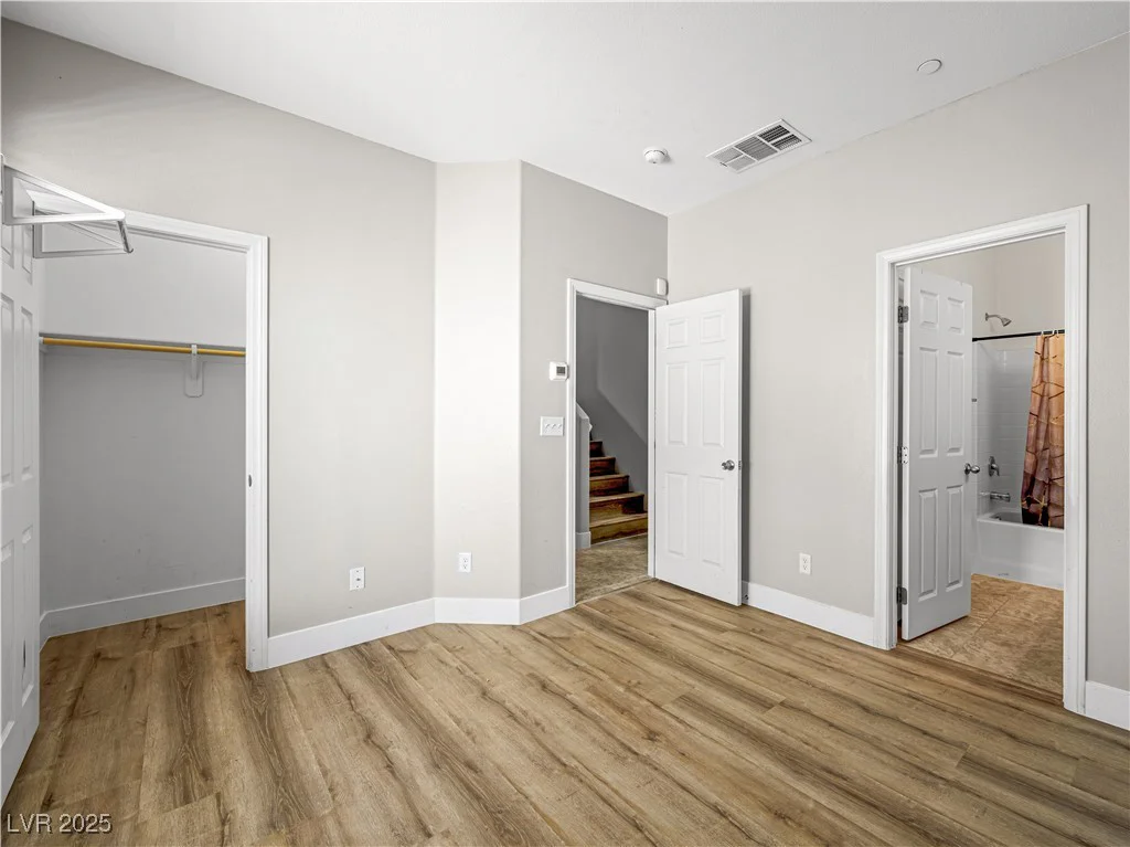 4563 Townwall, Las Vegas, NV 89115