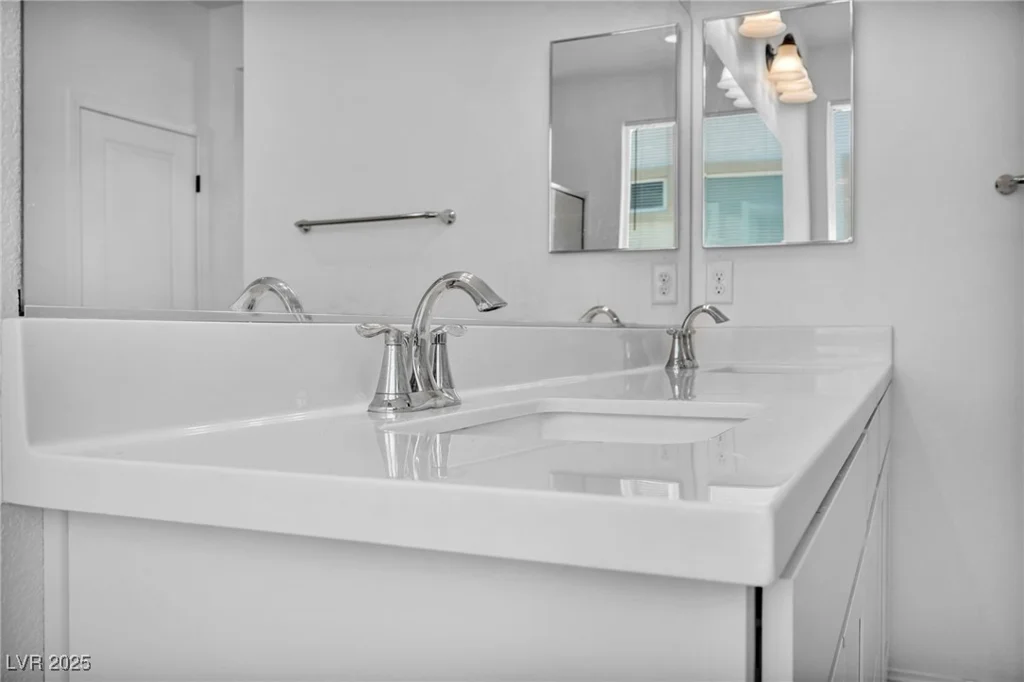 8055 Tank Loop, Las Vegas, NV 89166