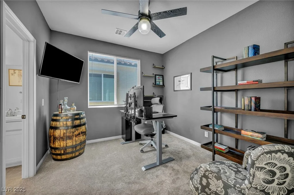 8055 Tank Loop, Las Vegas, NV 89166