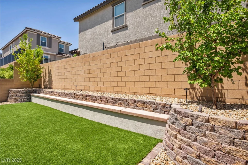 8055 Tank Loop, Las Vegas, NV 89166