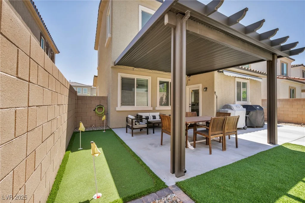 8055 Tank Loop, Las Vegas, NV 89166