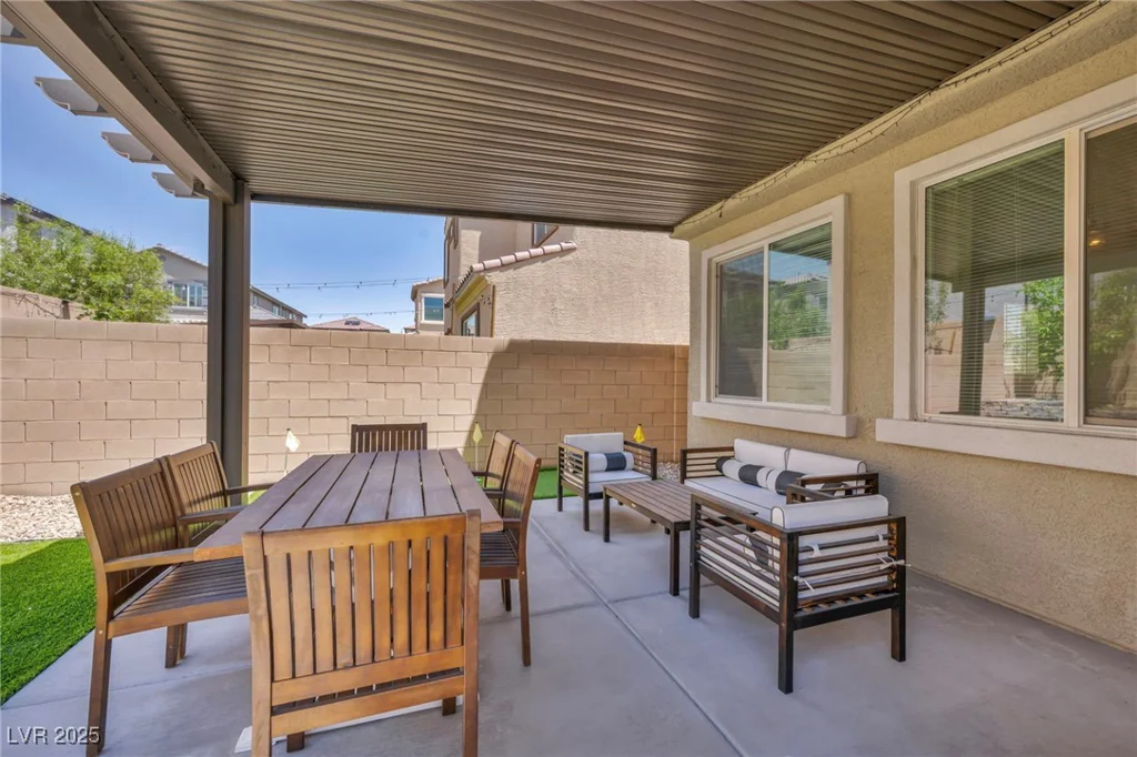 8055 Tank Loop, Las Vegas, NV 89166
