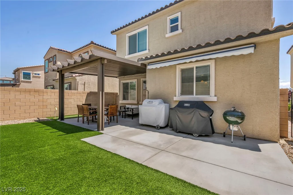 8055 Tank Loop, Las Vegas, NV 89166