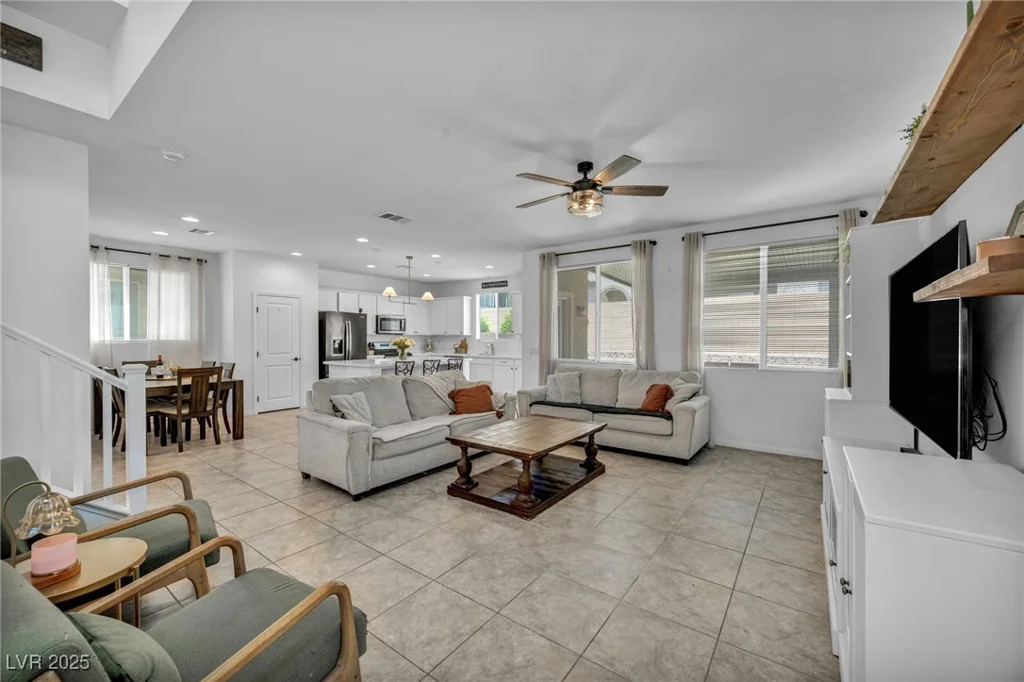 8055 Tank Loop, Las Vegas, NV 89166