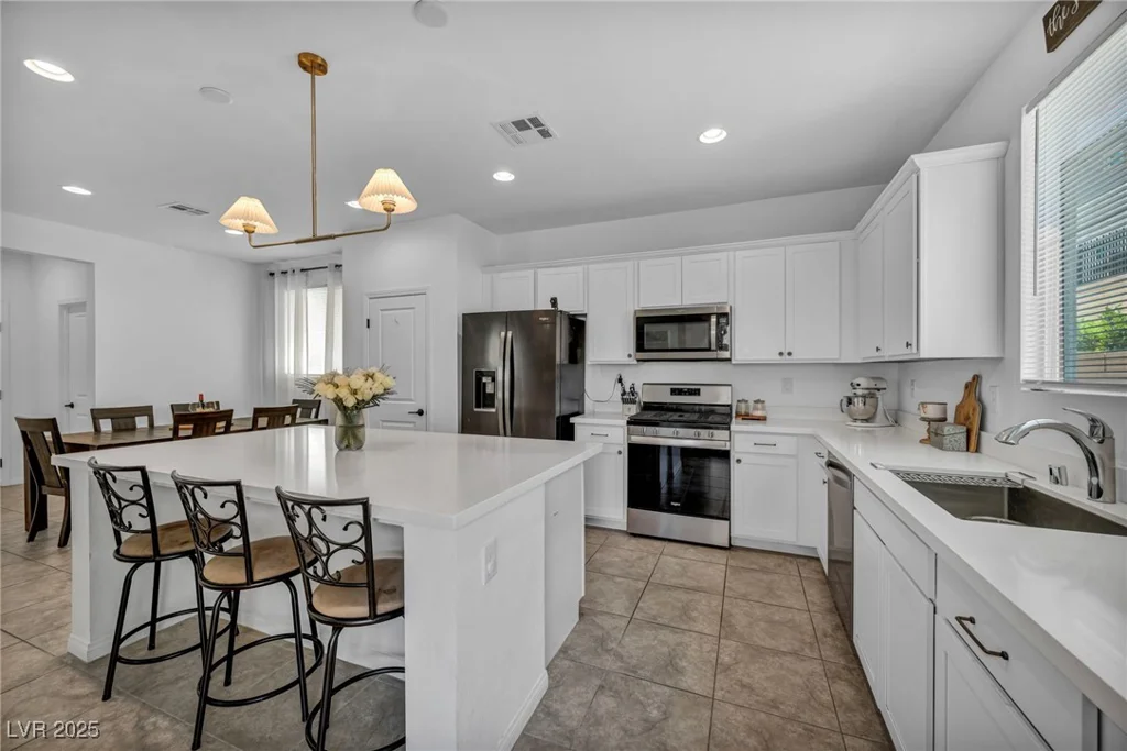 8055 Tank Loop, Las Vegas, NV 89166