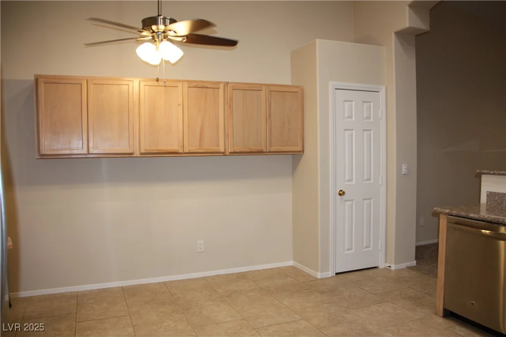 10321 Birch Bluff, Las Vegas, NV 89145