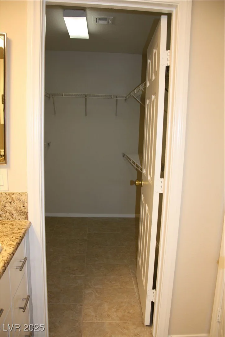 10321 Birch Bluff, Las Vegas, NV 89145