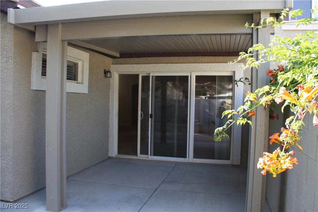 10321 Birch Bluff, Las Vegas, NV 89145