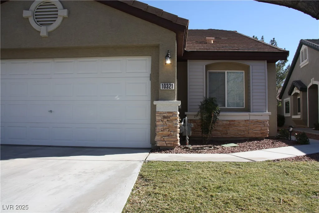 10321 Birch Bluff, Las Vegas, NV 89145