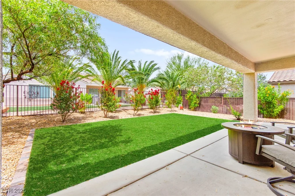 2227 Garden City, Henderson, NV 89052