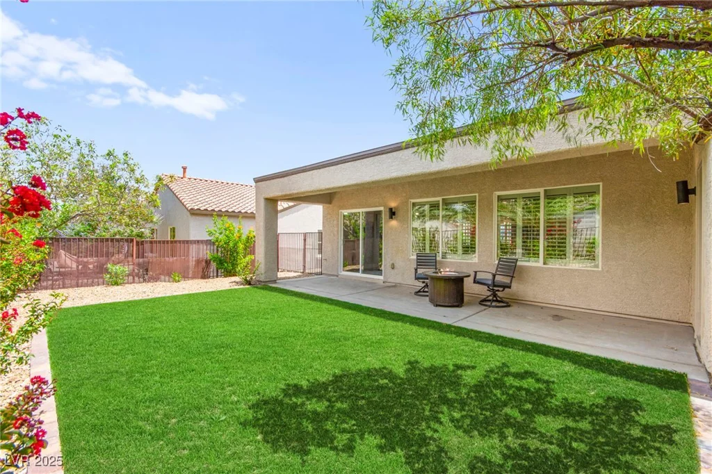 2227 Garden City, Henderson, NV 89052