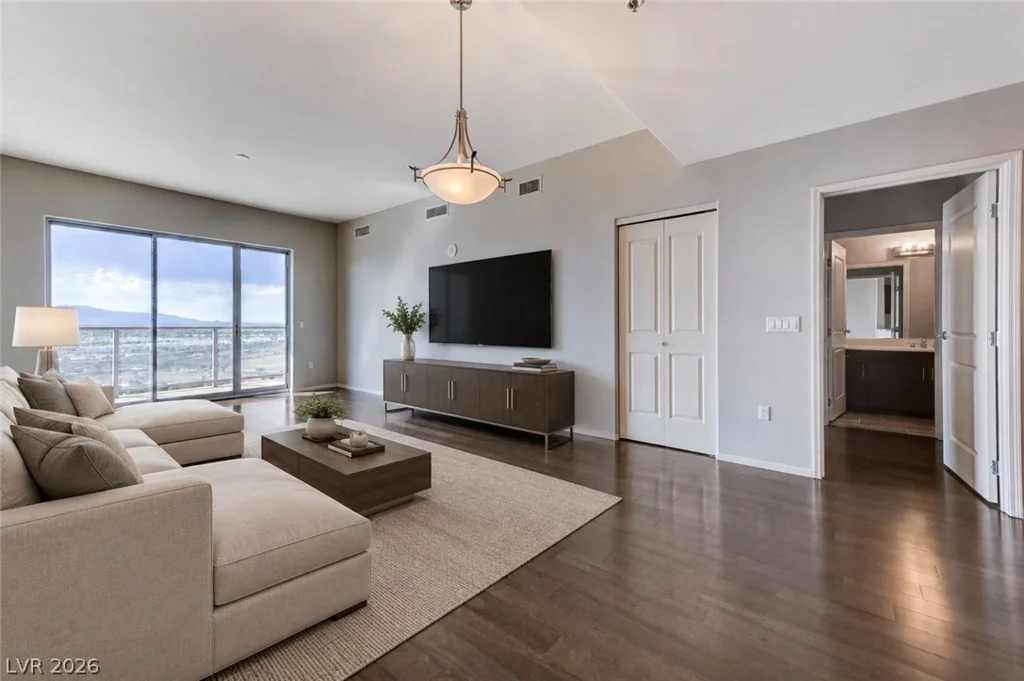 8255 LAS VEGAS, Las Vegas, NV 89123