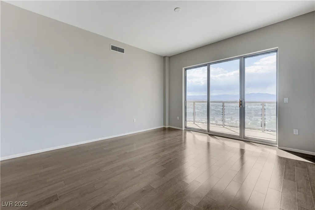 8255 LAS VEGAS, Las Vegas, NV 89123